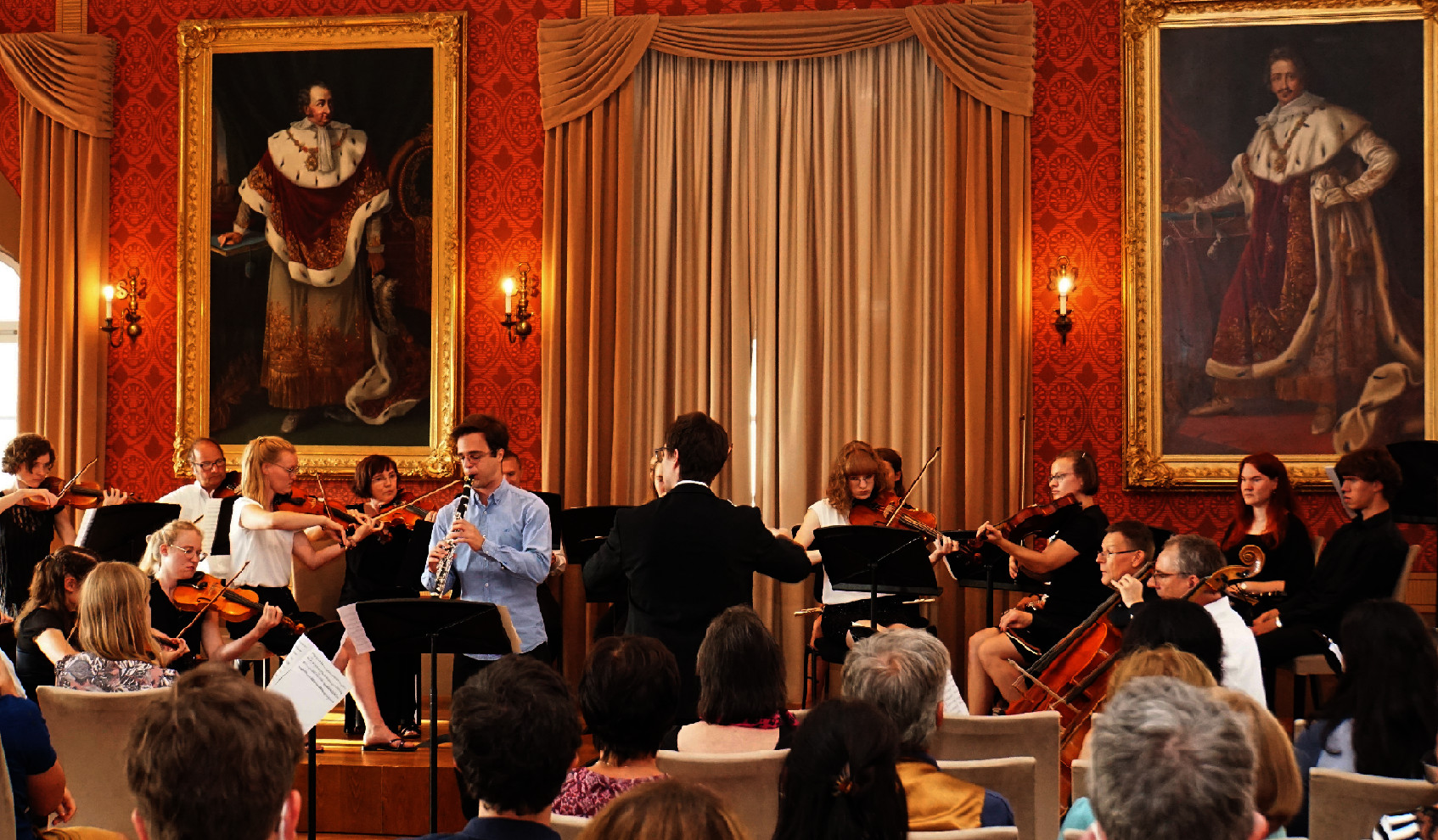 Konzert des Orchesters im Festsaal des Pfaffenhofener Rathauses | © Günter Schatka